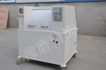 拋光機完成拋光作業后拋光磨料如何去除